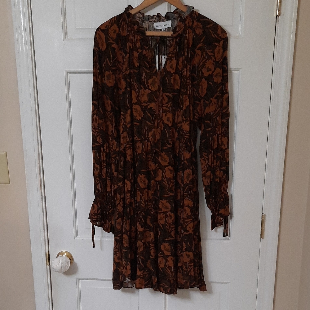 Gibson Latimer Floral Long Sleeve Dress in Brown and Black